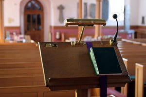 istock_000005485447medium-pulpit